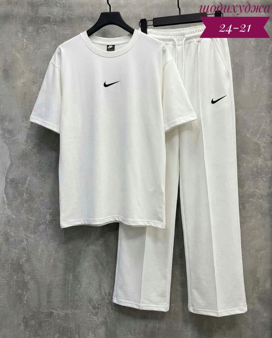 спортивные костюмы женские,спортивные костюм,костюм с брюками,трикотажные костюмы,спортивные костюмы с брюками и футболкой