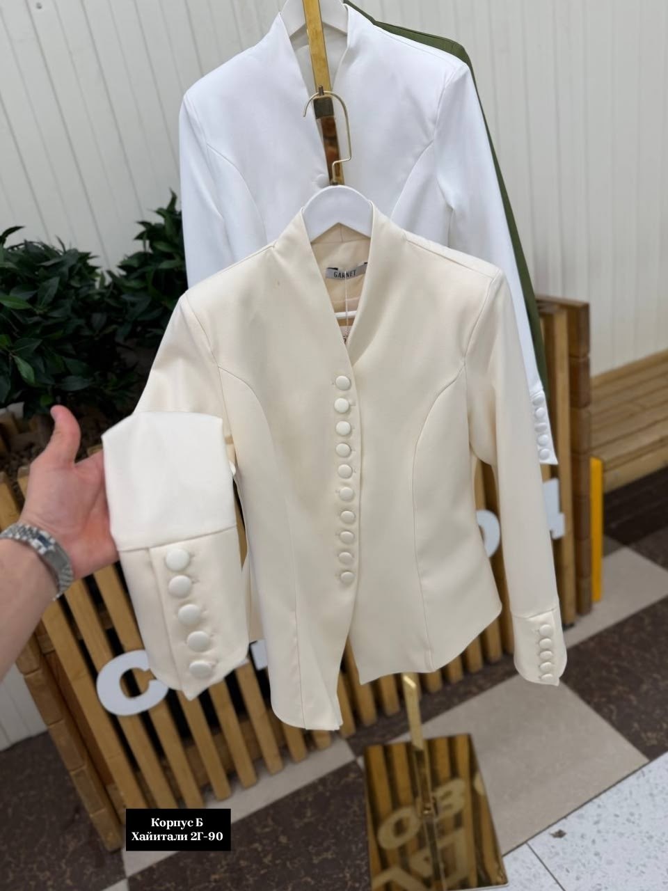 жакет,пиджак зеленый,жакет зеленый,приталенный жакет,жакет милитари женский