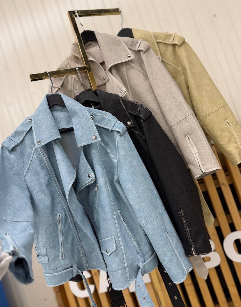 куртка косуха,куртка кожаная,женская куртка из искусственной кожи,косуха,женская косуха