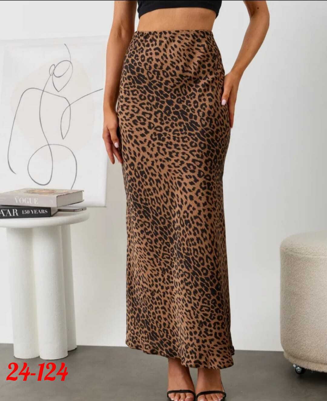атласная длинная юбка с леопардовым принтом,юбка леопардовая макси,юбка с леопардовым принтом,леопардовая юбка,юбка атласная макси леопардовый