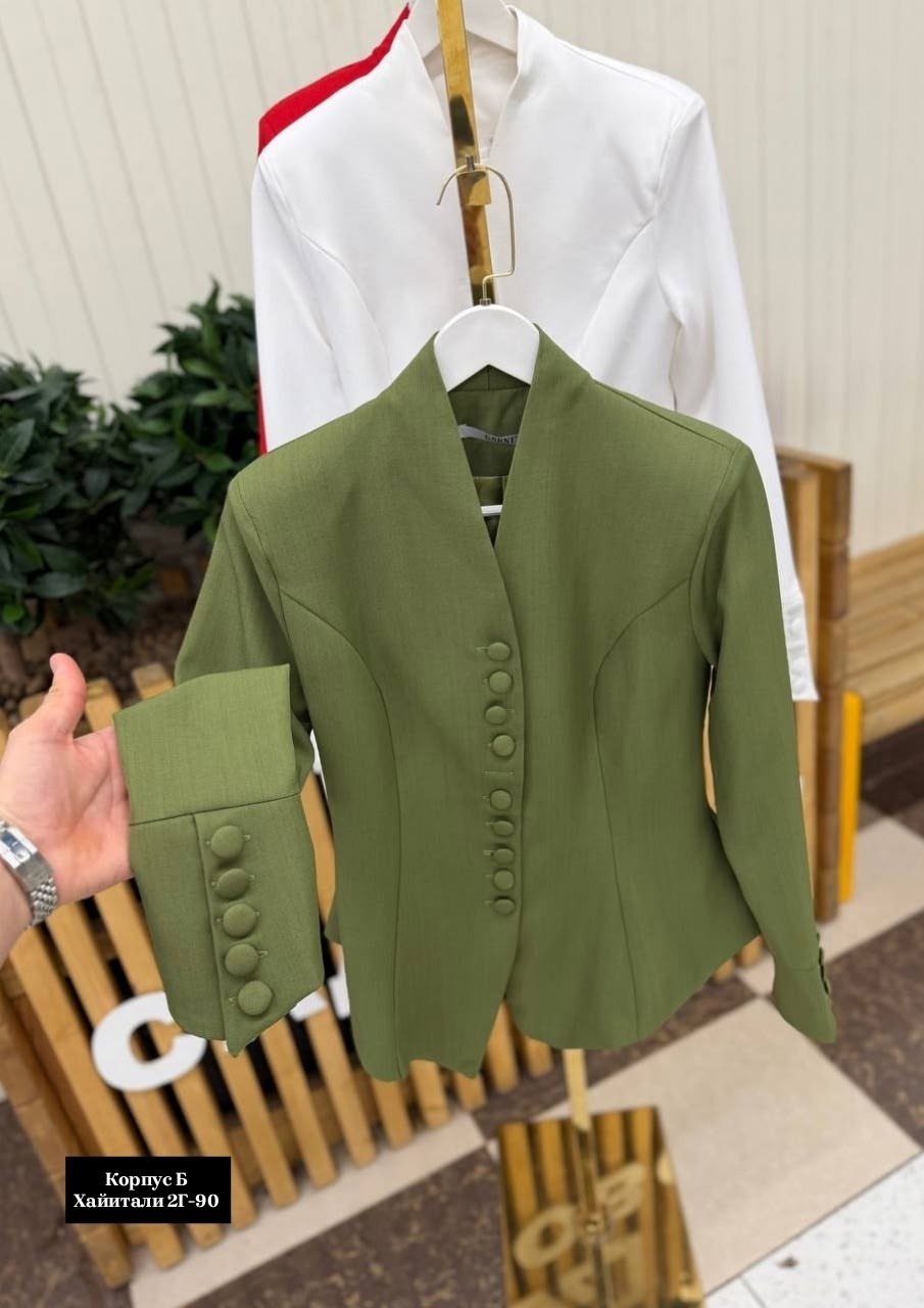 жакет,пиджак зеленый,жакет зеленый,приталенный жакет,жакет милитари женский