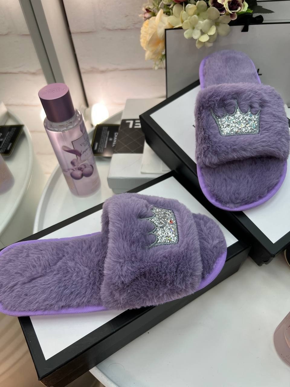 тапочки женские с мехом,тапочки модные,королевские тапочки,,женские домашние тапочки