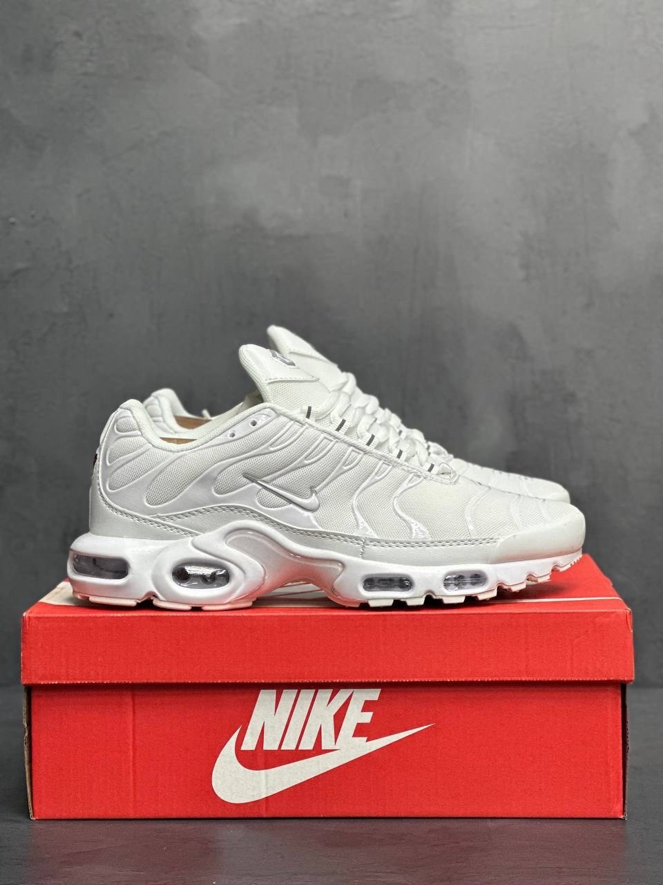 кроссовки nike air max plus tn,nike air max tn plus white,кроссовки air max plus tn,кроссовки nike air max plus,кроссовки nike tn