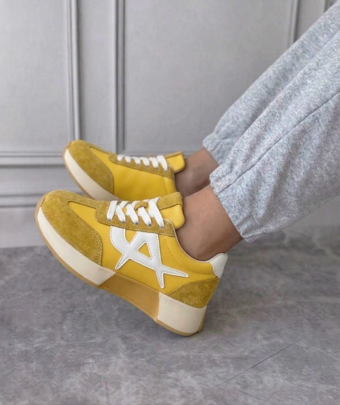 ,кроссовки женскиe,желтые кроссовки,обуви,кроссовка