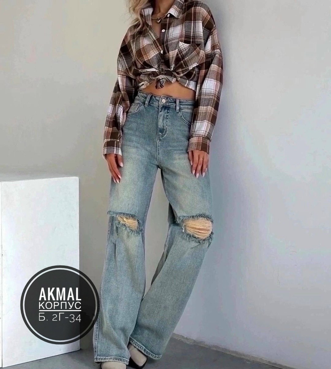 женские джинсы клёш,джинсы клёш писк моды арт.3913727,женские джинсы,джинсы трубы с модными рваными коленями и высокой,рваные джинсы трубы женские