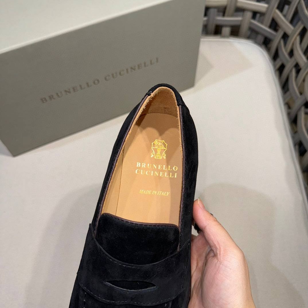 замшевые лоферы brunello cucinelli,лоферы brunello cucinelli,лоферы мужские loro piana,,замшевые лоферы с кисточками brunello cucinelli