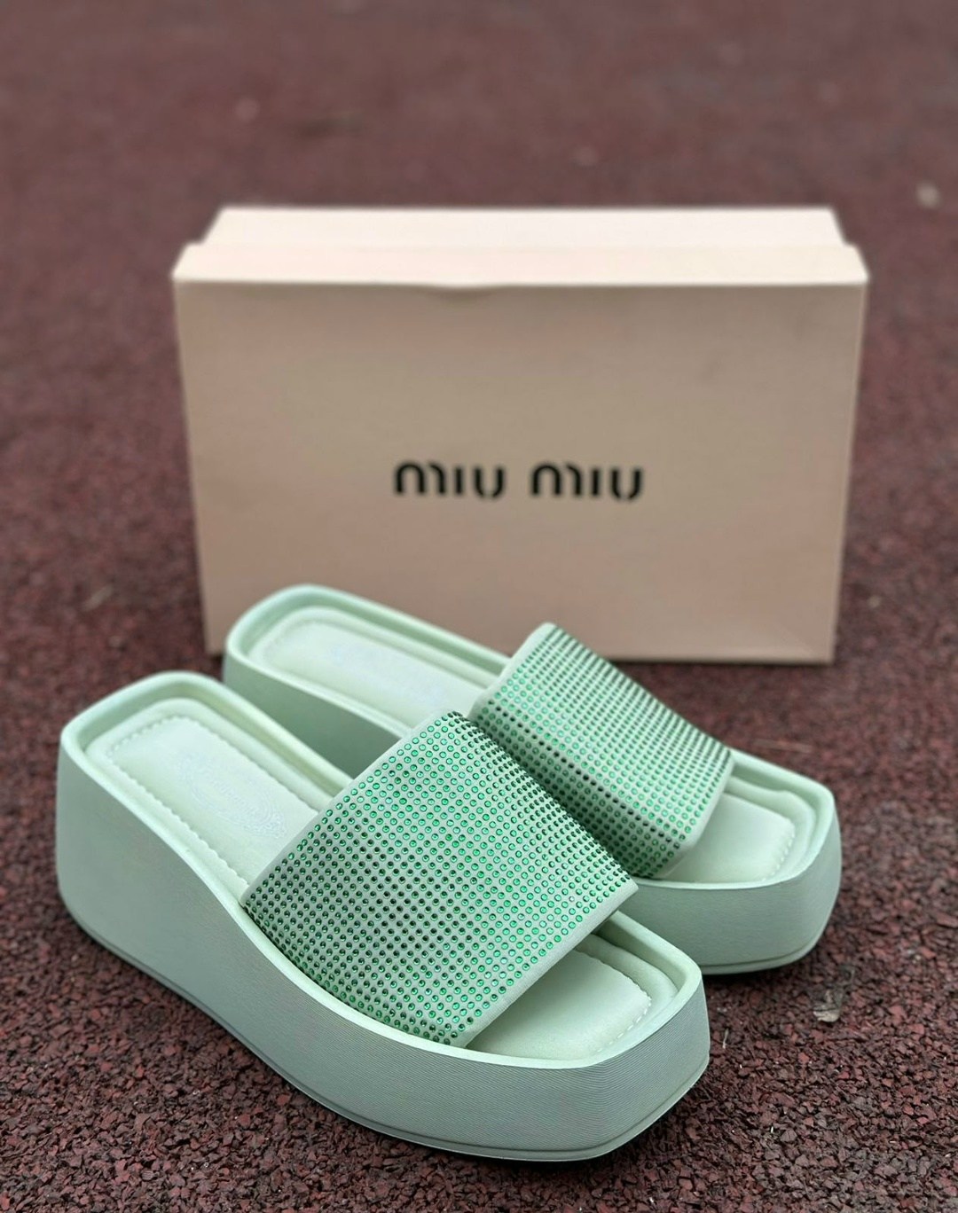 шлепанцы miu miu,,шлепанцы женские,женские шлепанцы на платформе,шлепки женские