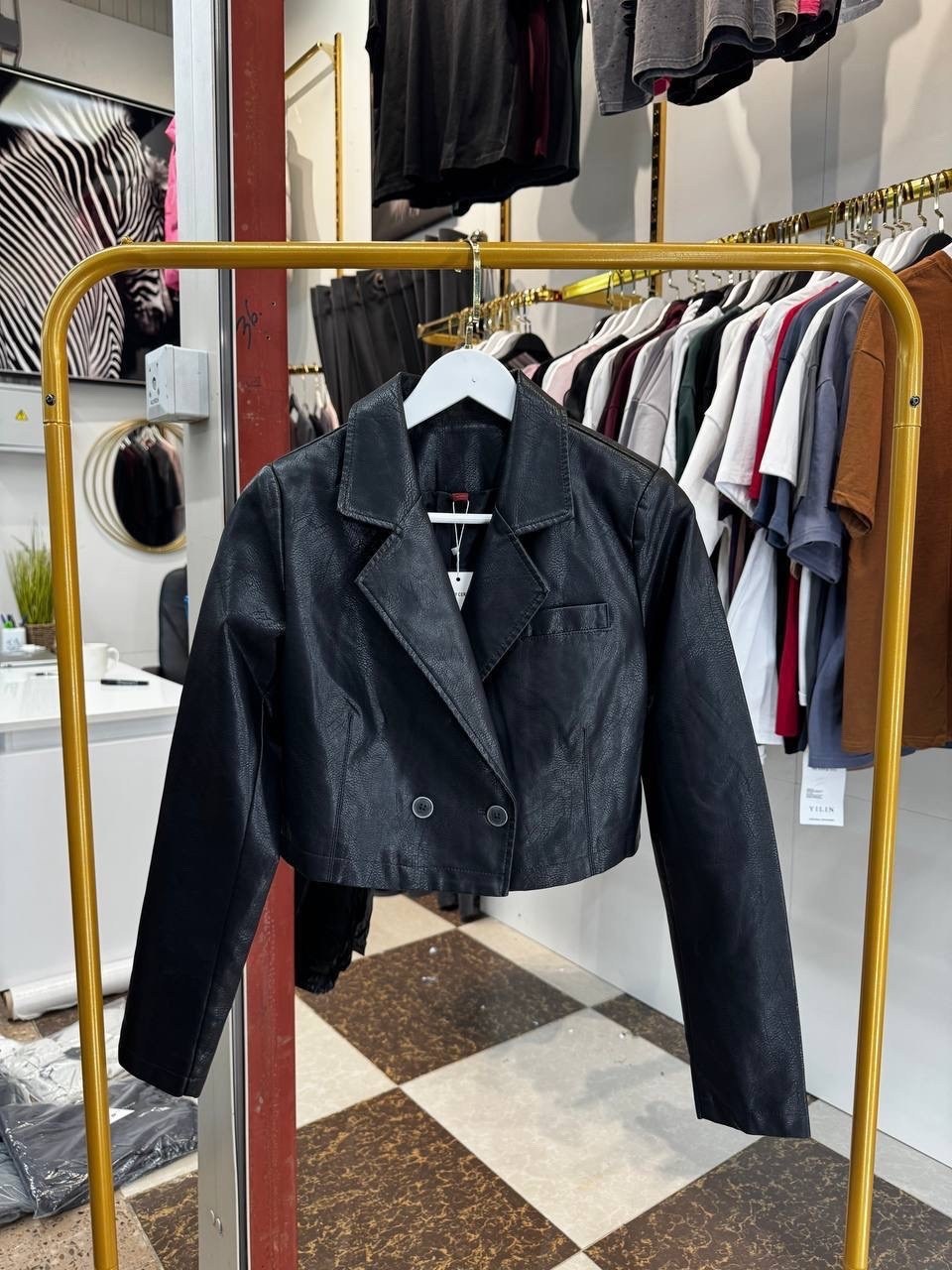 женская косуха,кожаная куртка косуха,куртка косуха женская,женская кожаная куртка косуха,куртка косуха из натуральной кожи