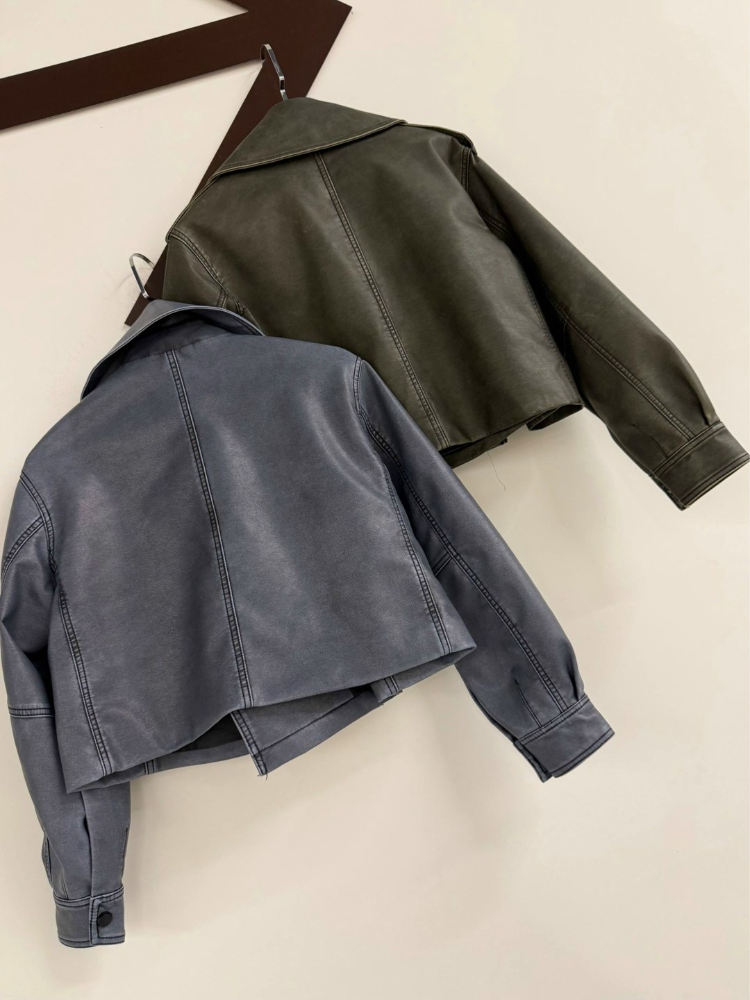 куртка женская из искусственной кожи,кожаная куртка косуха,женская укороченная куртка из искусственной кожи,куртка косуха,куртка кожаная