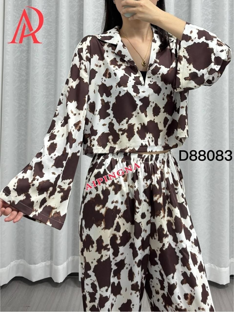 пижама с принтом коровы,пижама женская,костюм с принтом,пижама с принтом,пижама шелковая со штанами и рубашкой