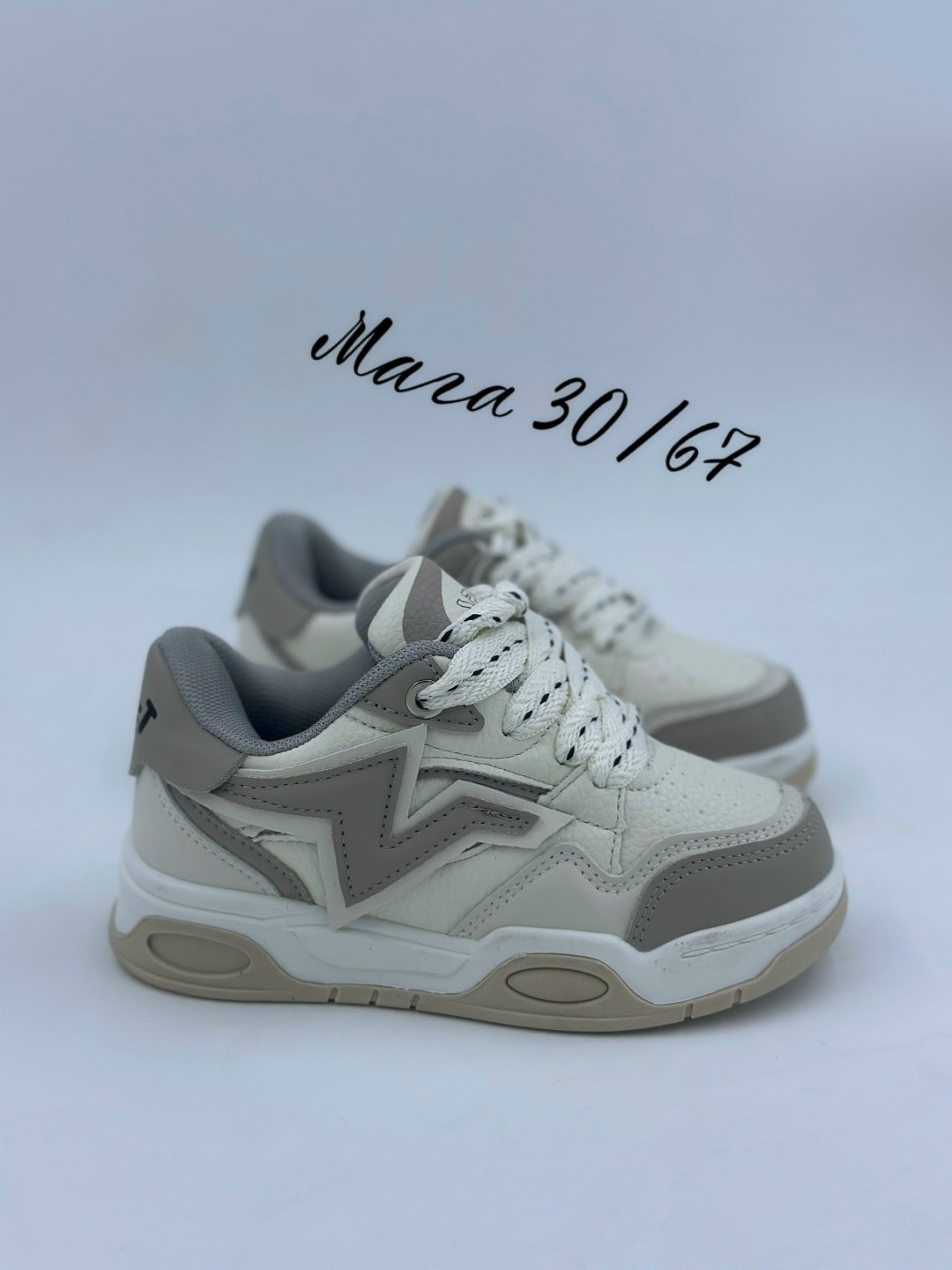 женские кроссовки,,спортивная ,детские кроссовки,кроссовки мальчику