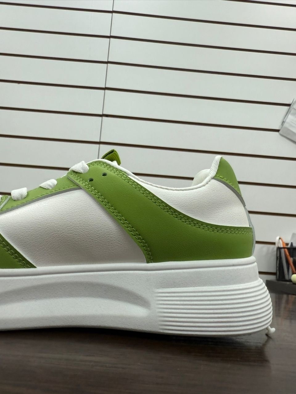 кроссовки женскиe,кроссовки,кроссовки эко,кроссовки женские зеленые,спортивная
