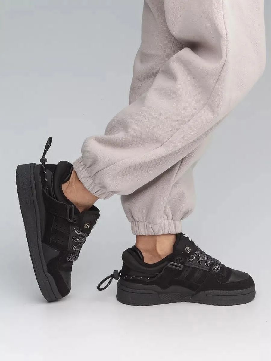 кроссовки bad bunny x adidas forum buckle low,adidas forum low bad bunny grey,кроссовки adidas forum low bad bunny,кроссовки adidas,adidas forum 84 low bad bunny