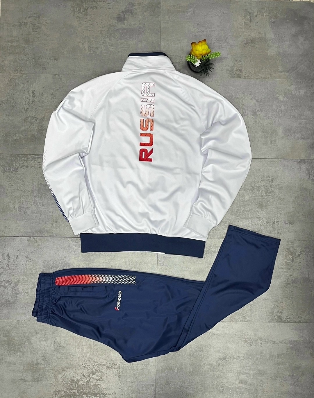 спортивный костюм russia,спортивный костюм с гербом россии,спортивный костюм forward russia,спортивный костюм forward,мужской спортивный костюм с гербом