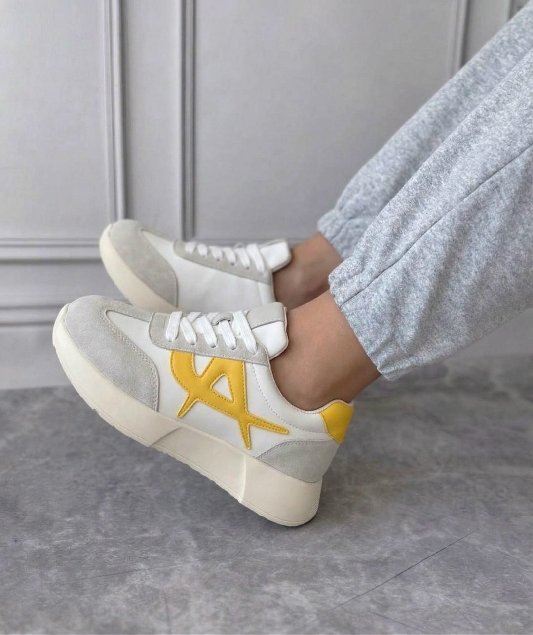 ,кроссовки женскиe,кроссовки для женщин,повседневные кроссовки, женская