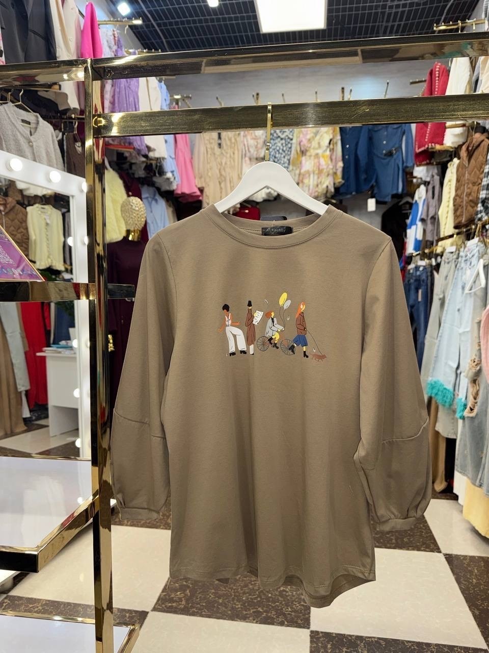 свитшот бежевый,свитшот бежевый charutti 017377845,теплый свитшот,свитшот,свитшот оверсайз