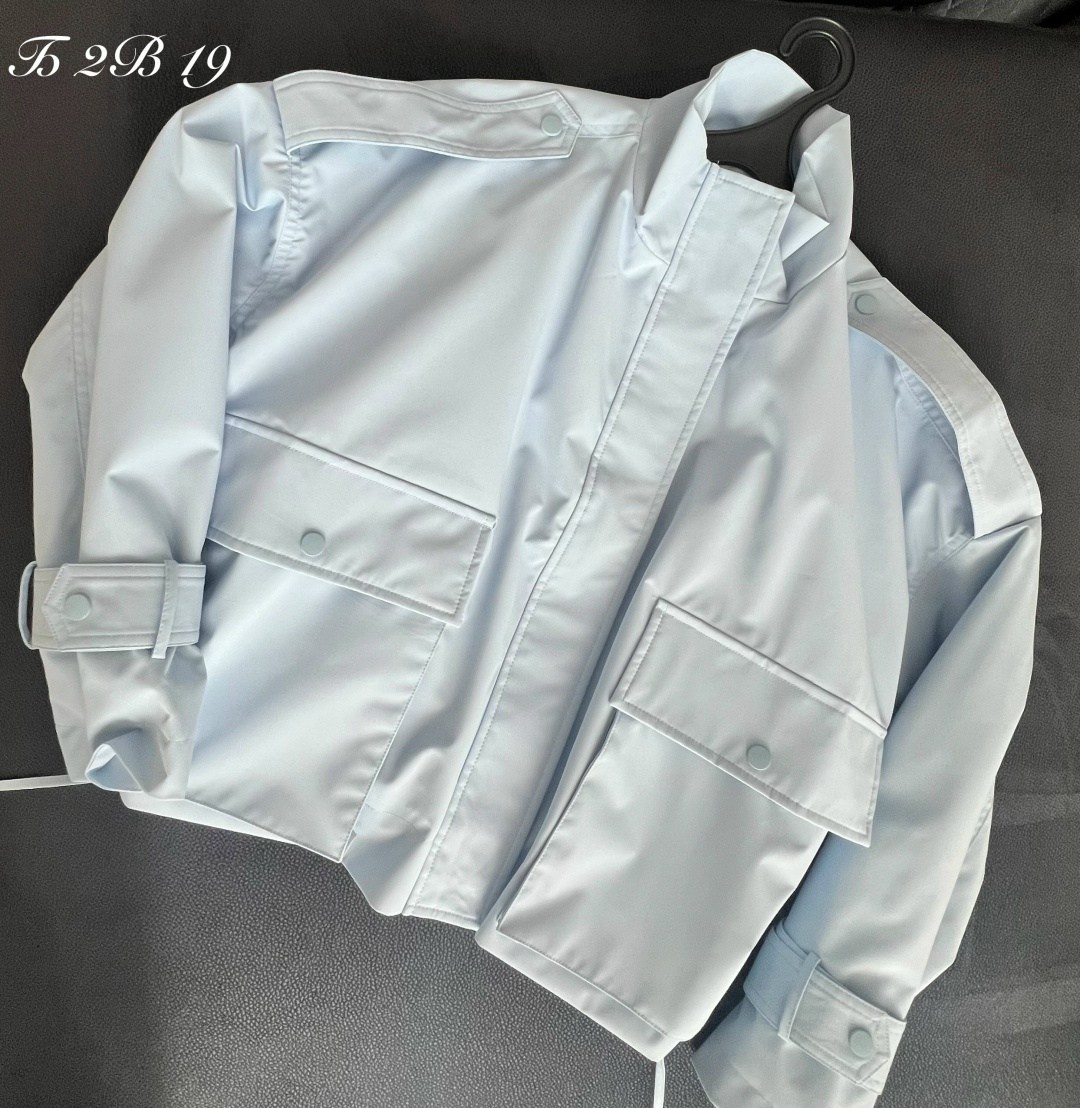 женская куртка,куртка,легкая куртка,куртка джинсовая,демисезонная женская куртка