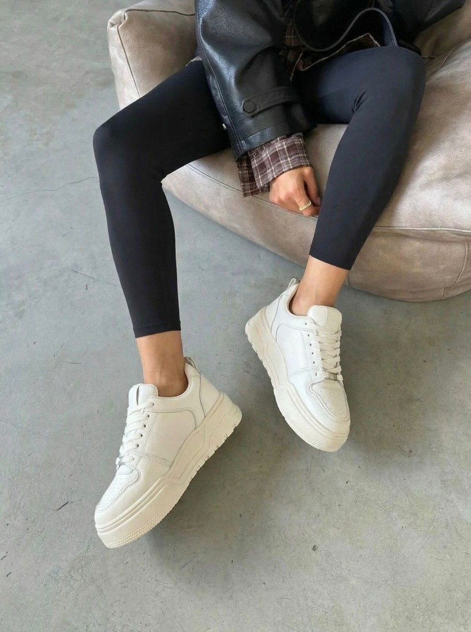 ,угги женские,женские ботинки,кроссовки женскиe,кроссовки для девушек