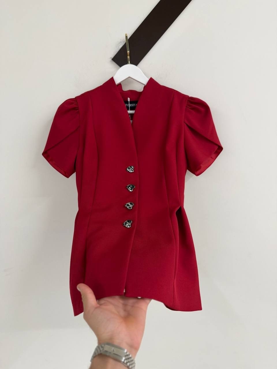 приталенный жакет,женские жакеты,короткий жакет,жакет с баской