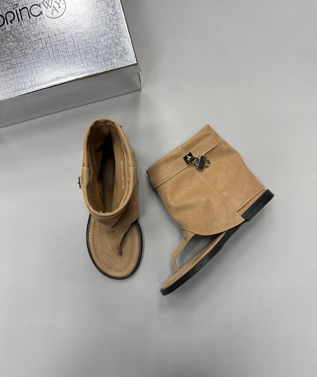 ,босоножки с застежкой,модные сандалии,женские сандалии,сандалии