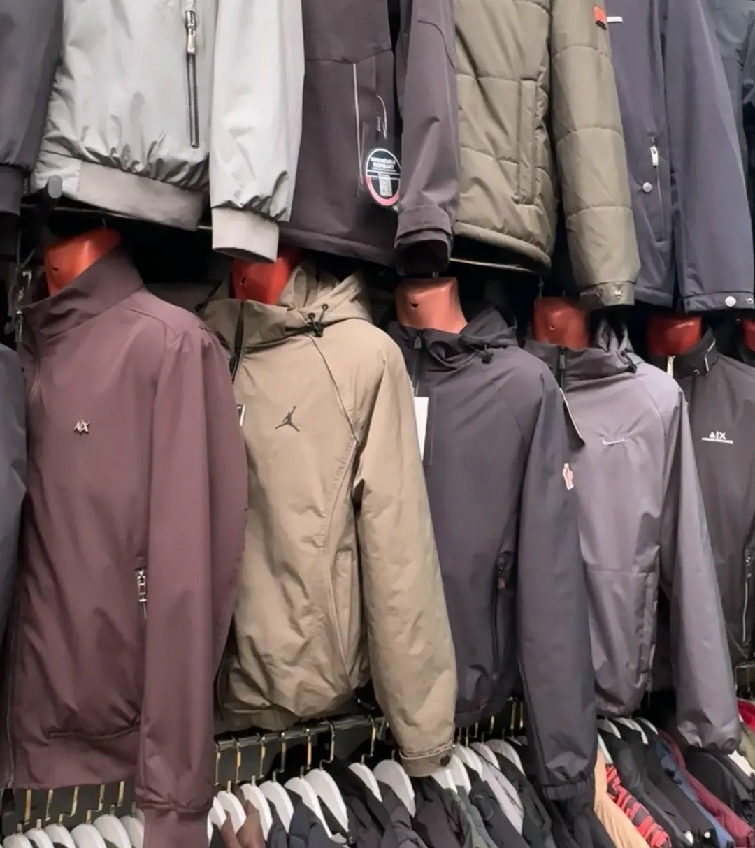 куртка мужскaя демисезонная,мужская куртка-бомбер,куртка мужская,куртка бомбер,модная мужская куртка