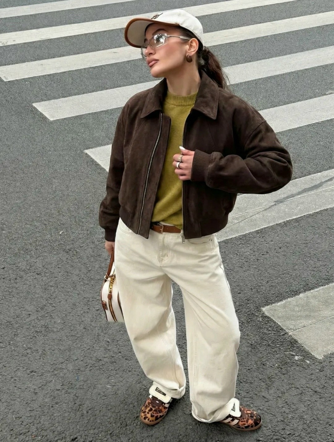 бомбер укороченный оверсайз замшевый куртка рабочего тренд saint shine,куртка бомбер,бомбер женская куртка,замшевая куртка,бомбер замш