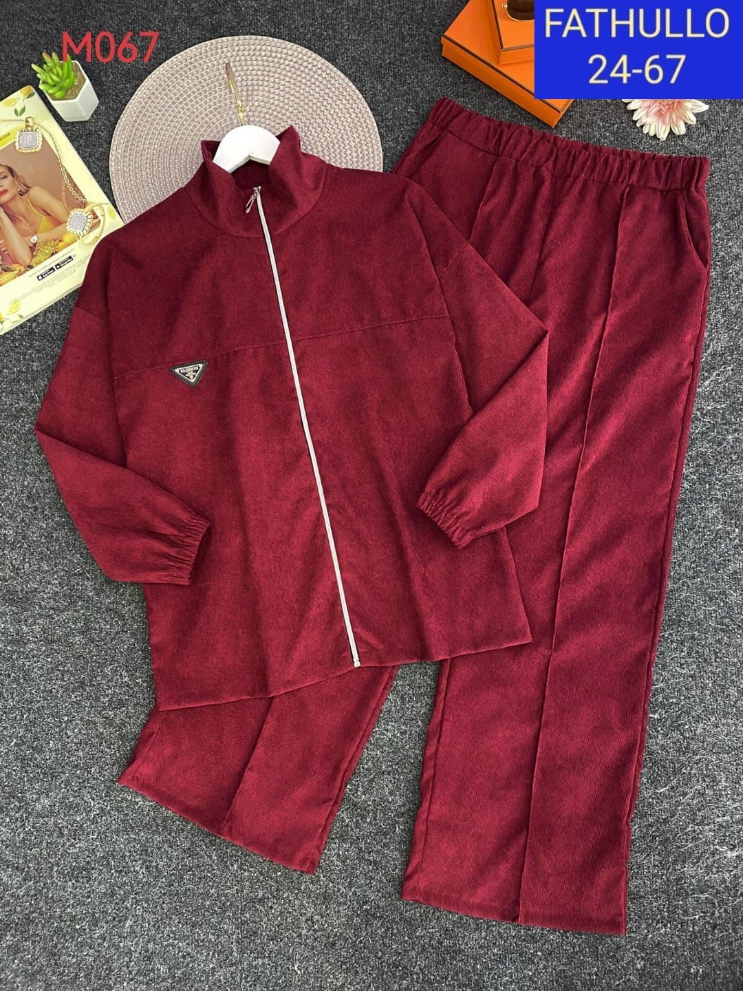 костюм двойка вельвет,женский костюм ткань микро-вельвет,женский костюм коричневый,женский костюм двойка,костюм двойка модный