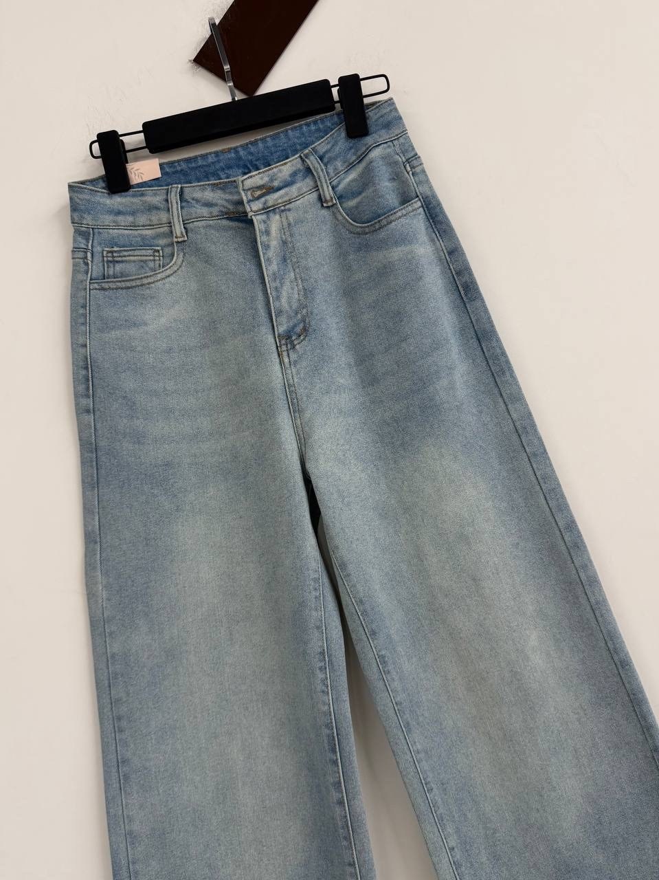 женские джинсы,широкие женские джинсы,широкие джинсы,модные джинсы,джинсы брюки