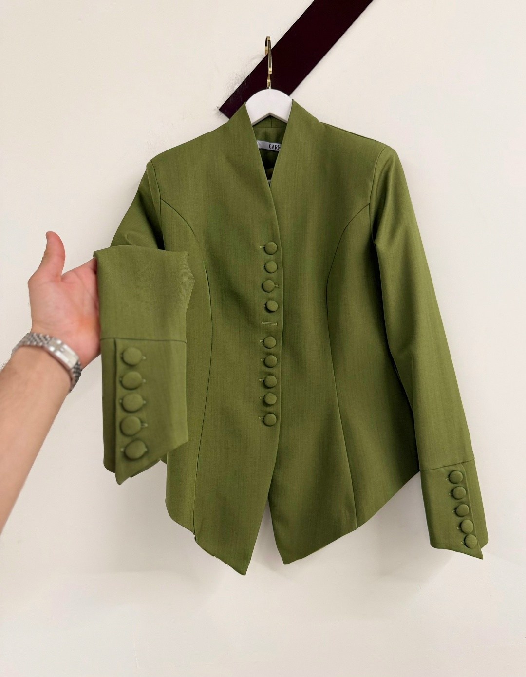 жакет приталенный,жакет,пиджак,пиджак приталенный,пиджак женский