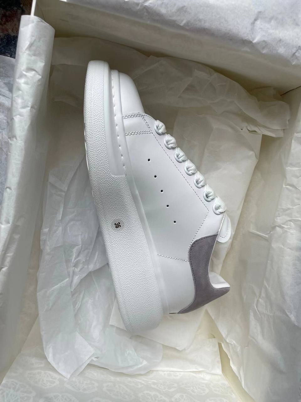 кеды alexander mcqueen,кроссовки александр маккуин женские белые,кроссовки alexander mcqueen,alexander mcqueen кроссовки женские,кроссовки alexander mcqueen женские белые