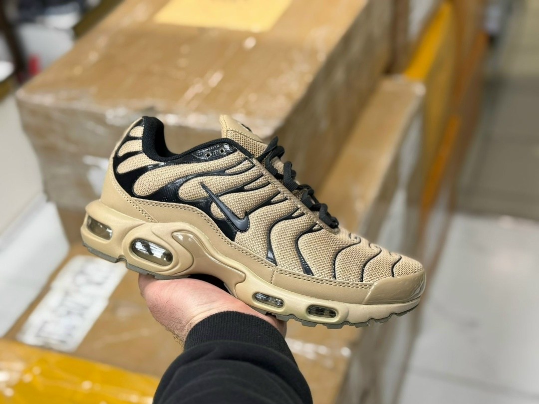 кроссовки nike air max tn plus,nike tn air max plus black,кроссовки мужские nike air max tn plus,nike air max plus tn,кроссовки nike air max plus