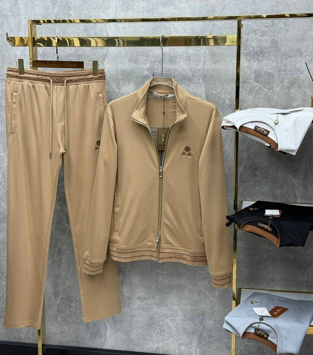 спортивный костюм brunello cucinelli,спортивные костюм,мужской спортивный костюм,спортивный костюм loewe,костюм brunello cucinelli