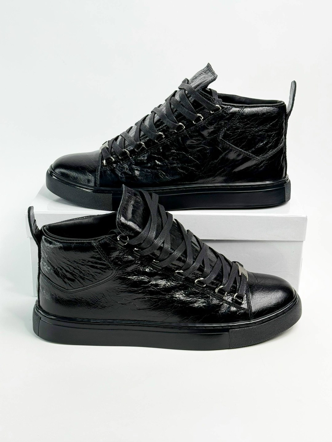 баленсиага кеды черные мужские,balenciaga arena black calf high top sneakers,balenciaga black leather arena high top sneakers size 44,balenciaga arena creased leather high-top sneakers,