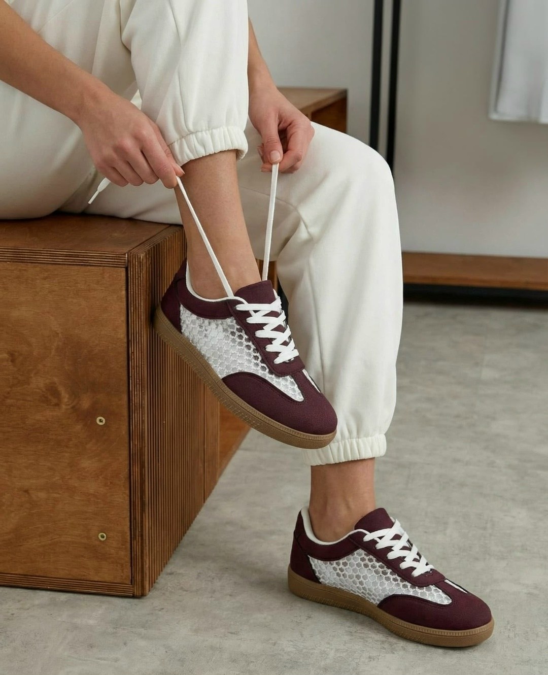 ,женские кроссовки,замшевые кроссовки,обуви,повседневная