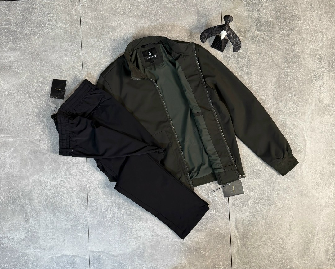 мужские спортивные костюмы,спортивный костюм boss,спортивный костюм armani,спортивный костюм brunello cucinelli,спортивный костюм