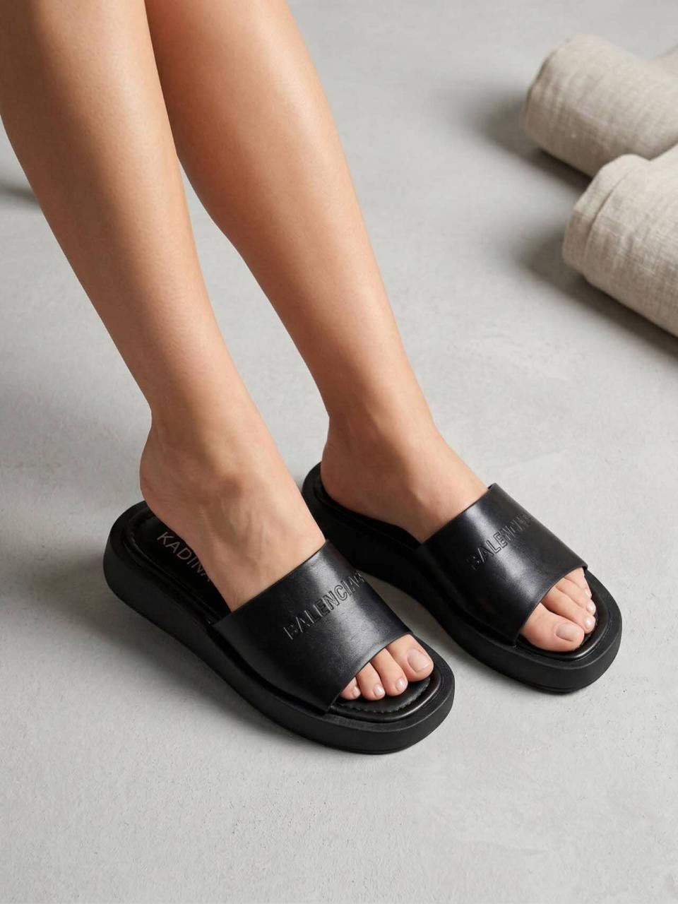 женские шлепанцы,кожаные шлепанцы,кожаные шлепки,шлепки кожаные женские,женские шлепки