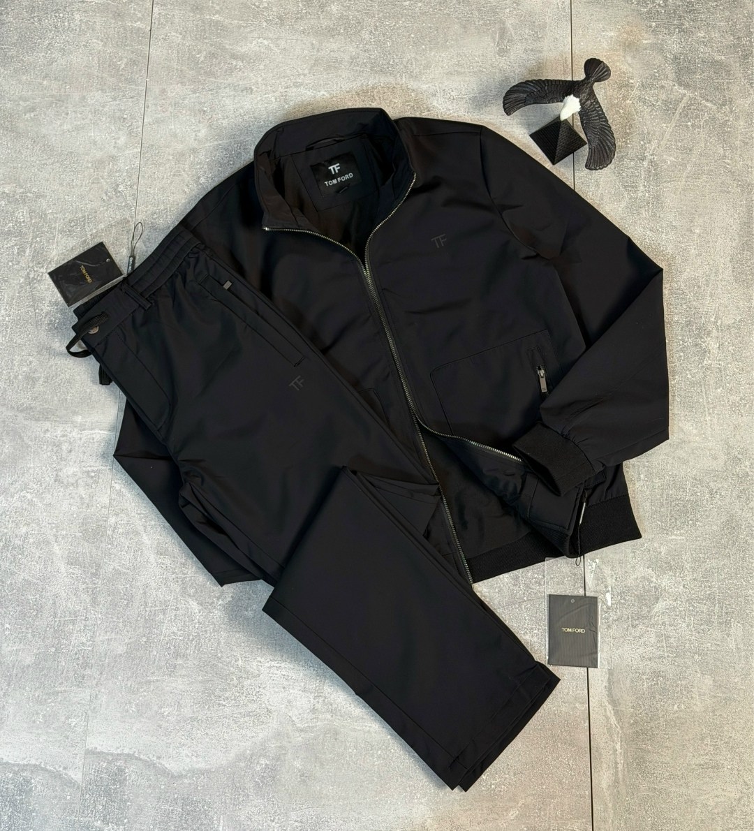 мужские спортивные костюмы,спортивный костюм boss,спортивный костюм armani,спортивный костюм brunello cucinelli,спортивный костюм