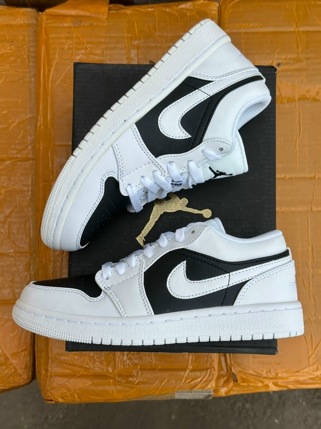 кроссовки nike air jordan 1 low,air jordan 1 low black white,nike air jordan 1 low,nike air jordan 1 low panda,air jordan 1 low