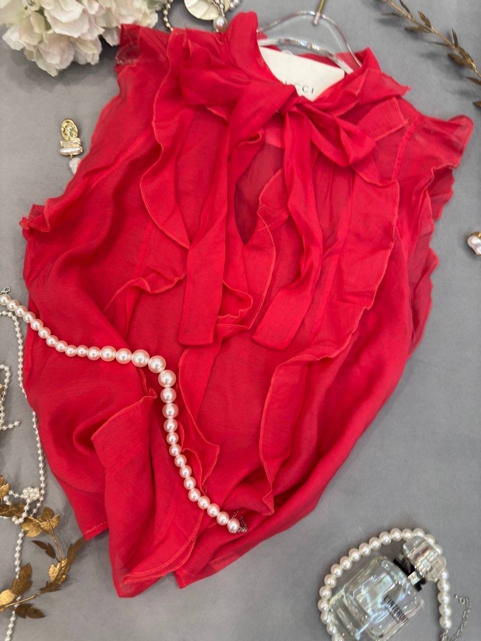 блузка с оборками,блуза,нарядная блуза,оливковая блузка,женская блузка рюшами