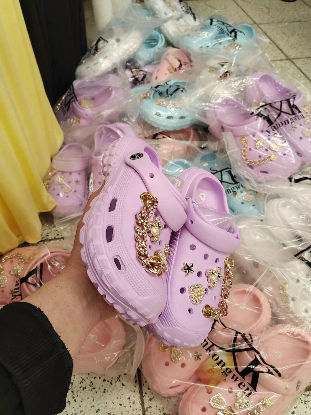 обувь,кроксы найк,кроксы мода,кроксы женские,кроксы со стразами