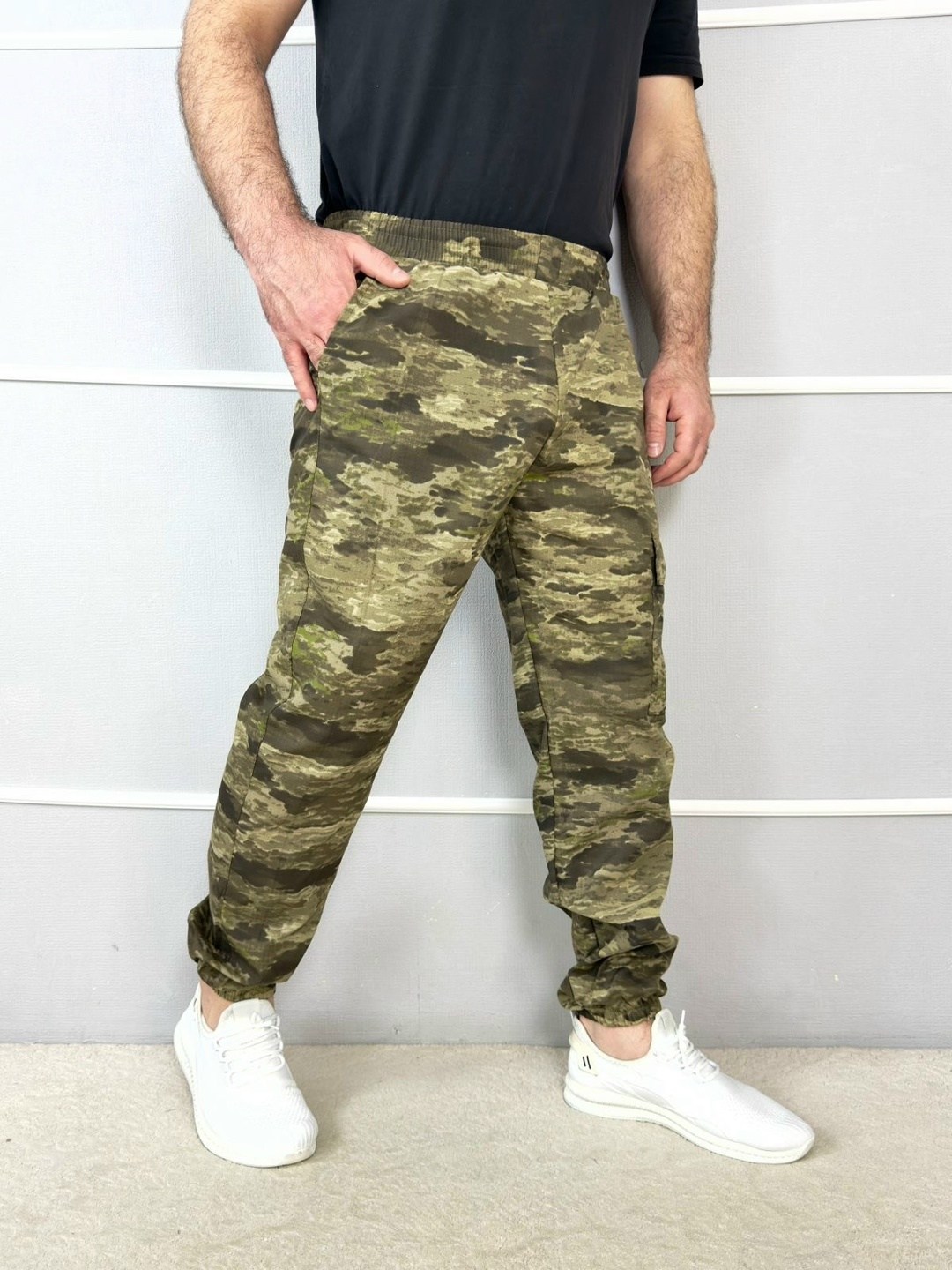 джоггеры камуфляжные,брюки спортивные джоггеры камуфляжные компания бвр,спортивные джоггеры камуфлированные,камуфляжные штаны,брюки джоггеры