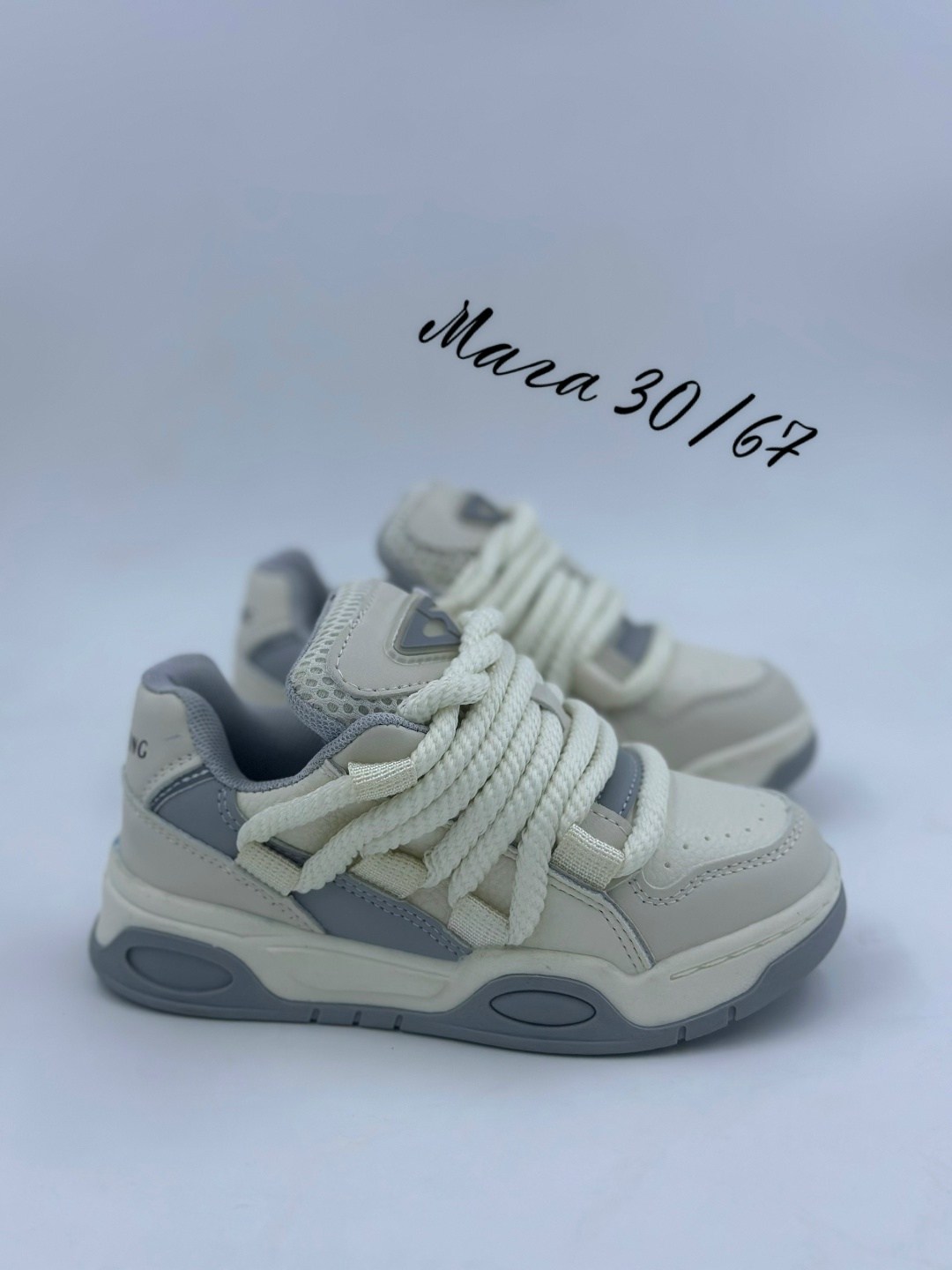 женские кроссовки,,спортивная ,детские кроссовки,кроссовки мальчику