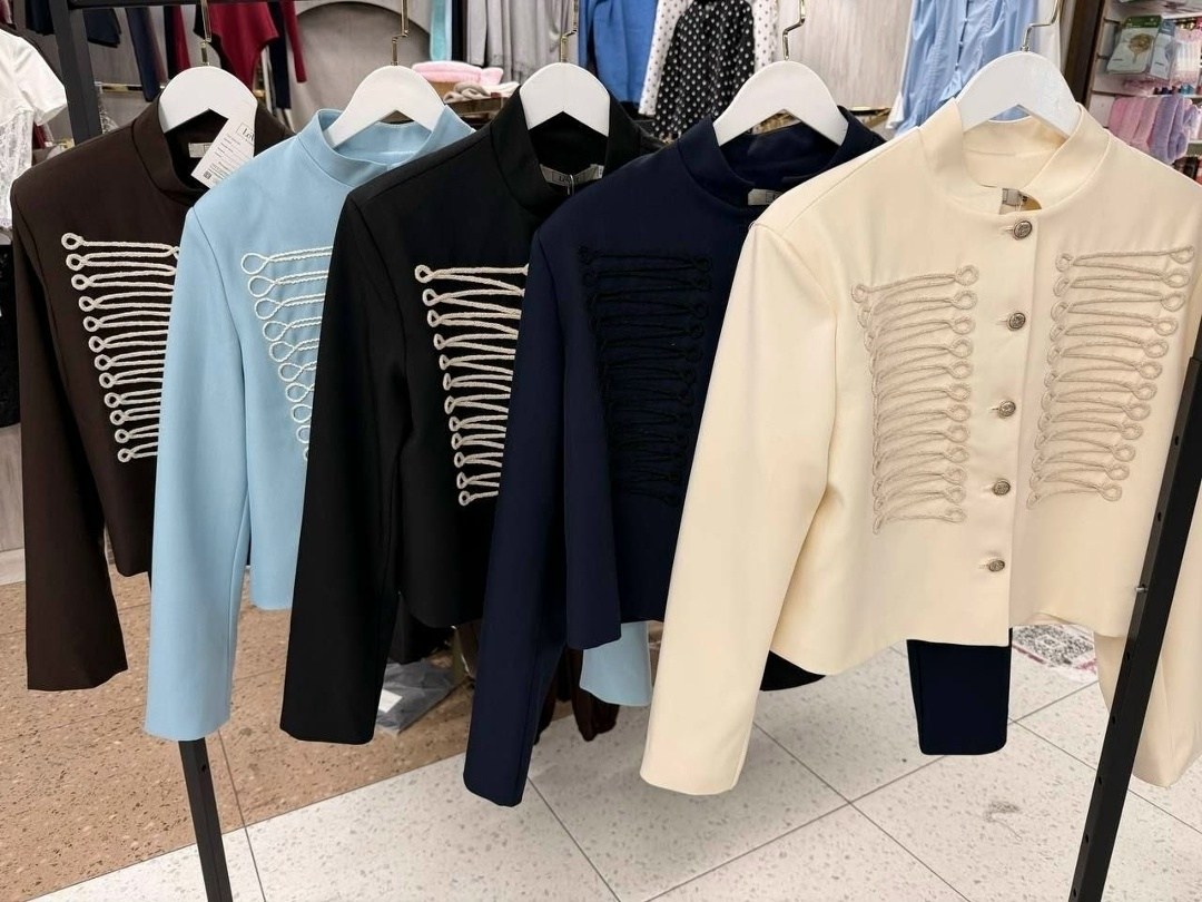 женский пиджак в гусарском стиле,гусарский пиджак женский,жакет гусарский женский,жакет,гусарский жакет