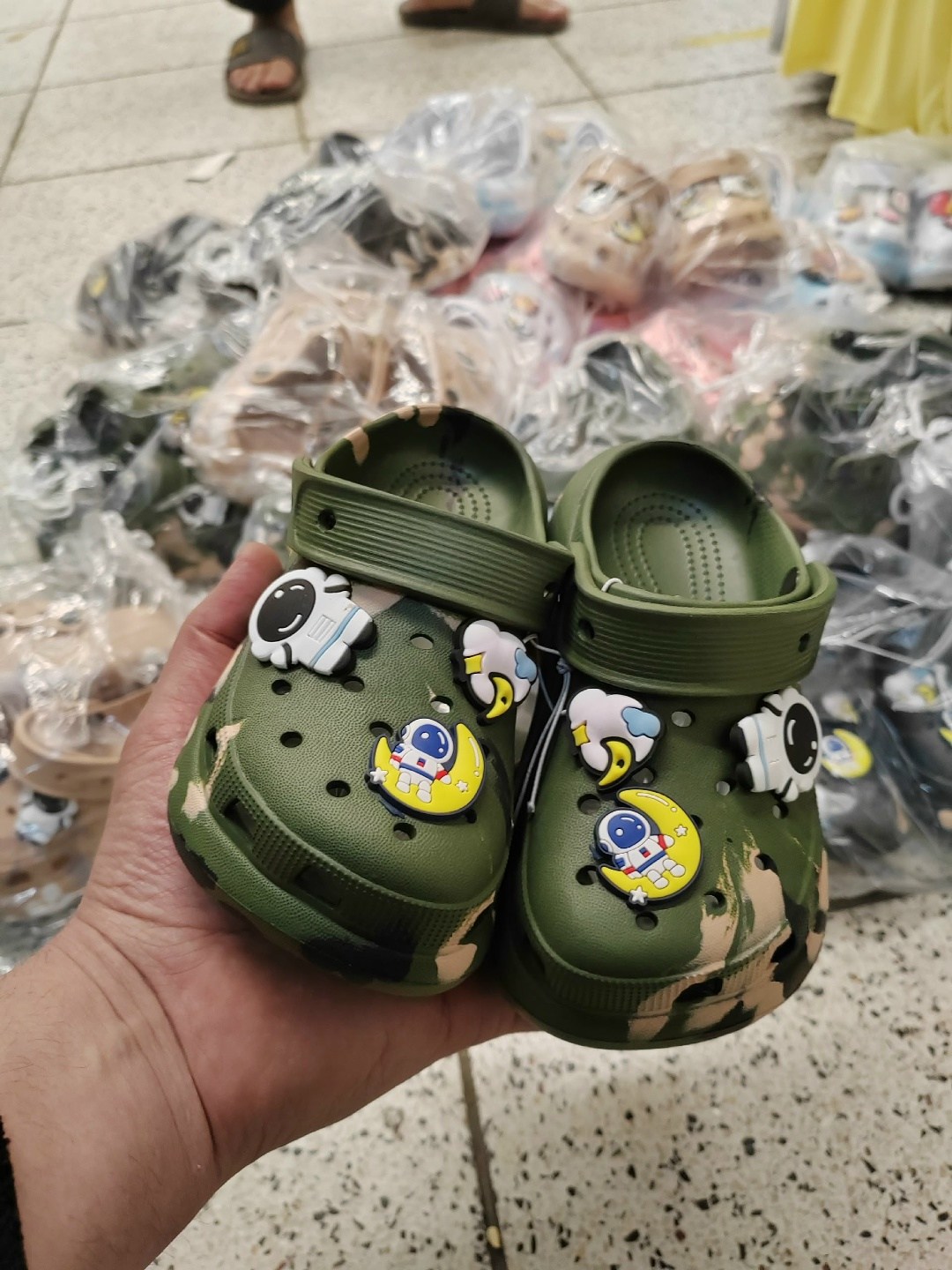 luke combs x crocs classic clog,crocs classic clogs,crocs clog камо,crocs classic,кроксы для детей