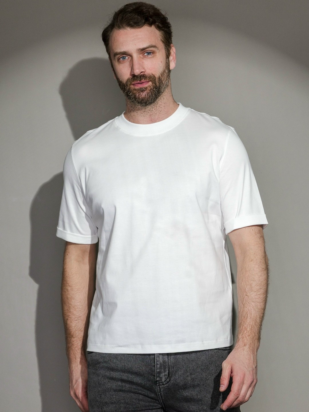 белая футболка мужская,белая футболка,мужская футболка,мужская базовая футболка,футболки для мужчин