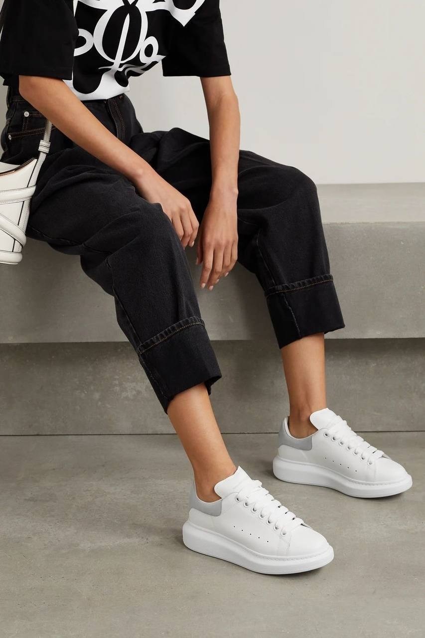 кеды alexander mcqueen,кроссовки александр маккуин женские белые,кроссовки alexander mcqueen,alexander mcqueen кроссовки женские,кроссовки alexander mcqueen женские белые