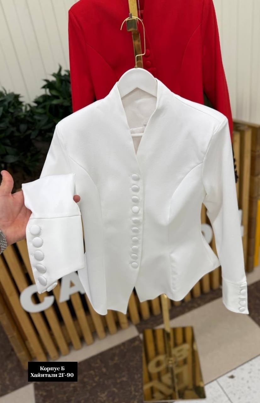 жакет,пиджак зеленый,жакет зеленый,приталенный жакет,жакет милитари женский