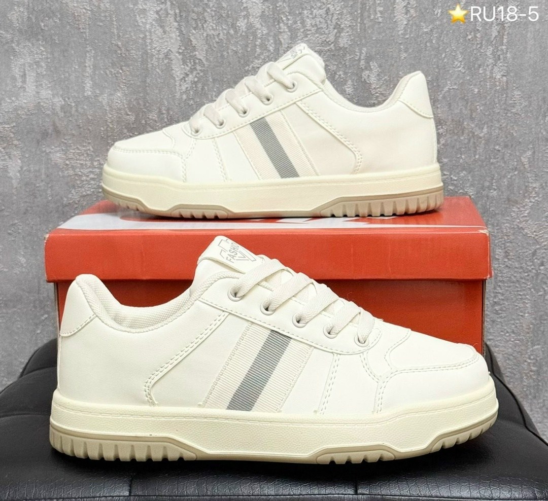 мужские кроссовки повседневные,кроссовки брендовые,модные мужские кроссовки,,кроссовки мужские белые