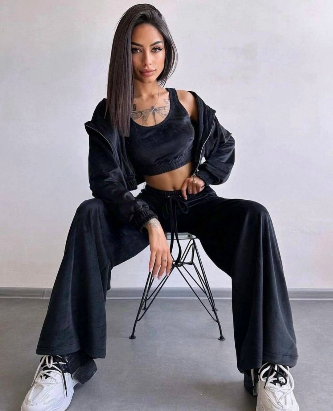 велюровый костюм тройка,велюровый костюм брючный,костюм велюровый,велюровый спортивный костюм,костюм спортивный женский