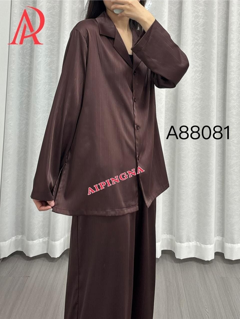 шелковый костюм в пижамном стиле,атласный костюм женский в пижамном стиле,шелковый брючный костюм в пижамном стиле,шелковый костюм в пижамном стиле с брюками shokh,пижама для женщин